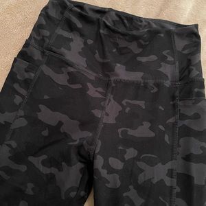 Size S Black Camo Leggings from Danskin